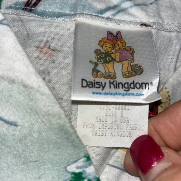 Daisy Kingdom small ladies holiday sleep shirt - Picture 5 of 11